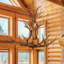 Lustre en bois 8 lumières en résine