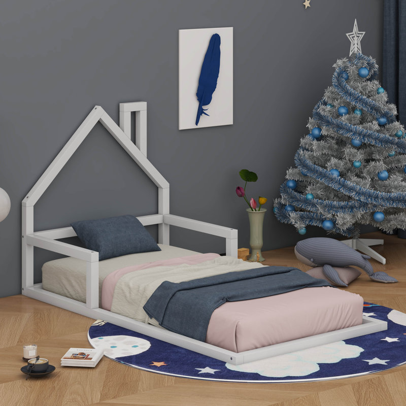 Lit simple en bois avec tête de lit en forme de maison, Blanc