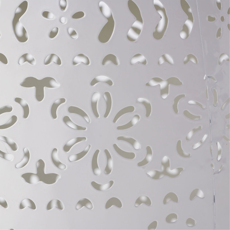 Table d'appoint unique en métal avec une dentelle exquise pour divers environnements, Blanc