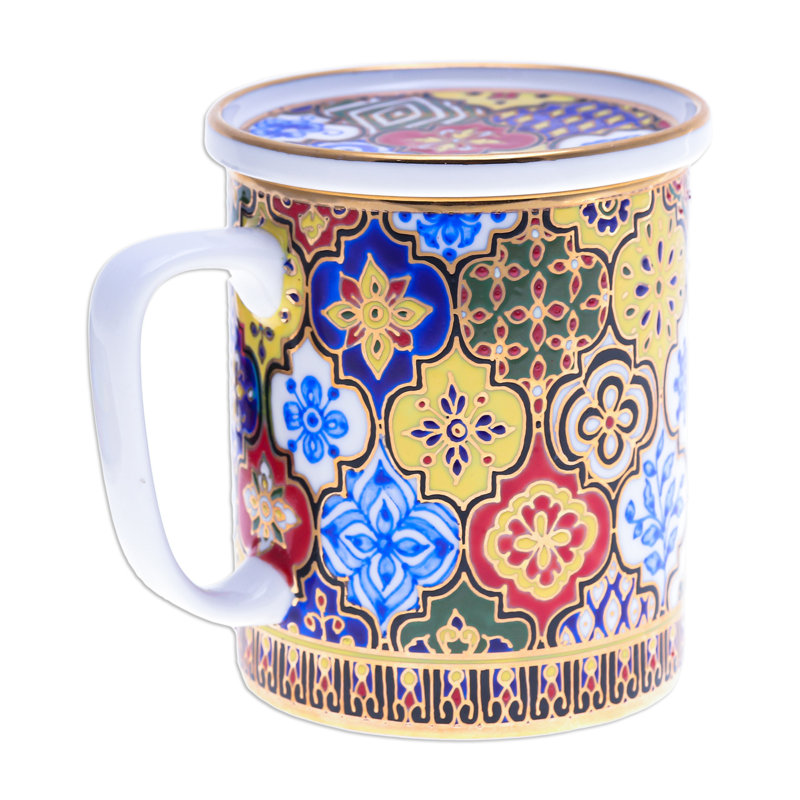 Grande tasse en porcelaine à couvercles de style bunarong fabriquée à la main Bungalow Rose