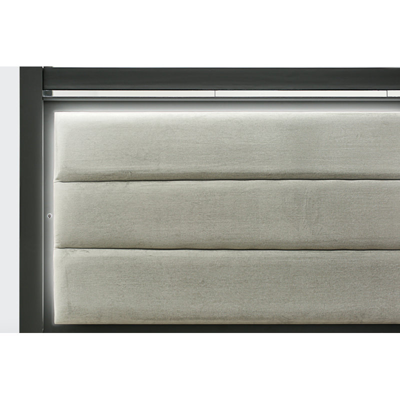 Ensemble de chambre à coucher 6 pièces Denali avec tête de lit pour grand lit réglable à DEL, 2 tables de chevet, miroir, commode et commode en bois - Finition gris brossé