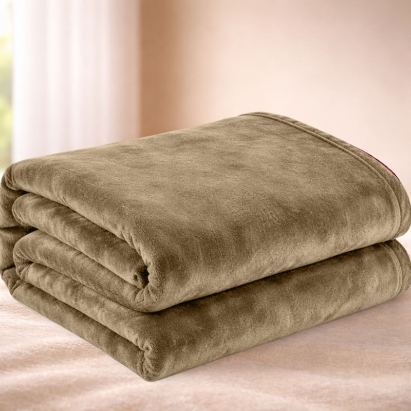 Machine Woven Throw Blanket, 150cm x 130cm