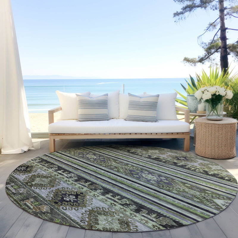 Tapis intérieur / extérieur vert Claritha, 8 pi x 8 pi