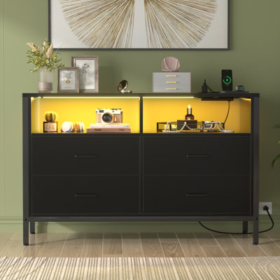 Commode 6 tiroirs avec lumières DEL et prises de courant Mazyah