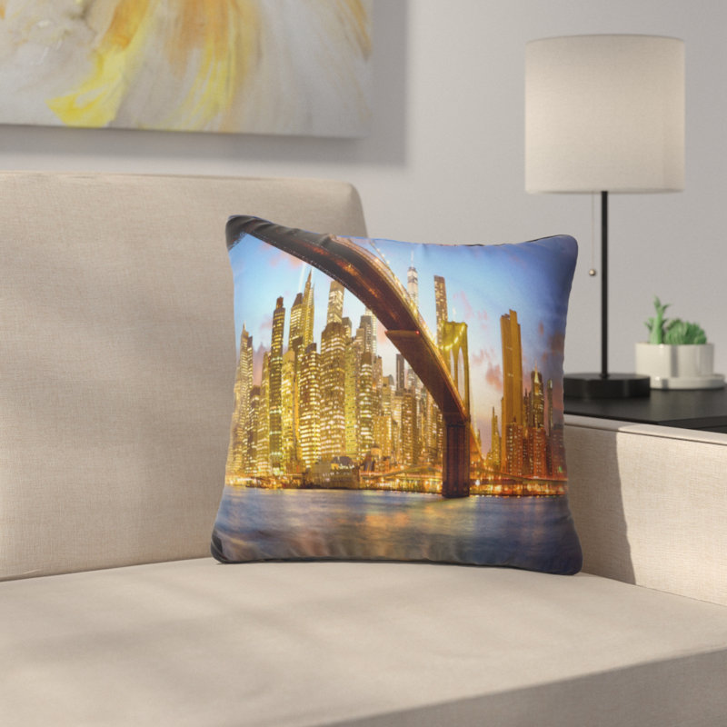Oreiller avec coussin de cityscape skyscrapers manhattan, Carrée 18 po x 18 po