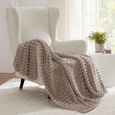 Couverture en flanelle de literie pour les filles, couverture douce et confortable 300 GSM pour dortoir et décoration intérieure, cadeau toutes saisons