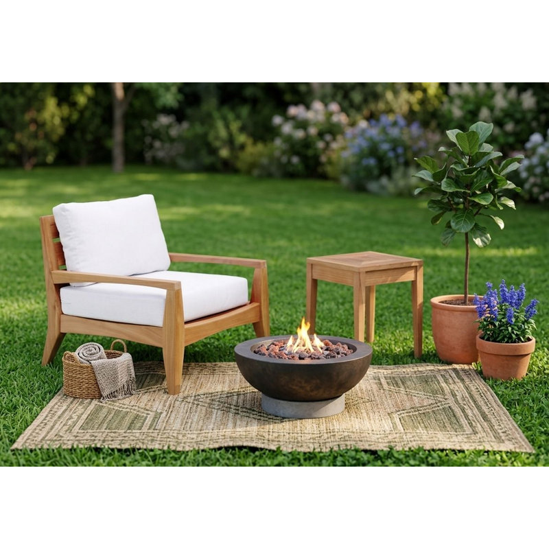 Noida Outdoor Lounge Chair