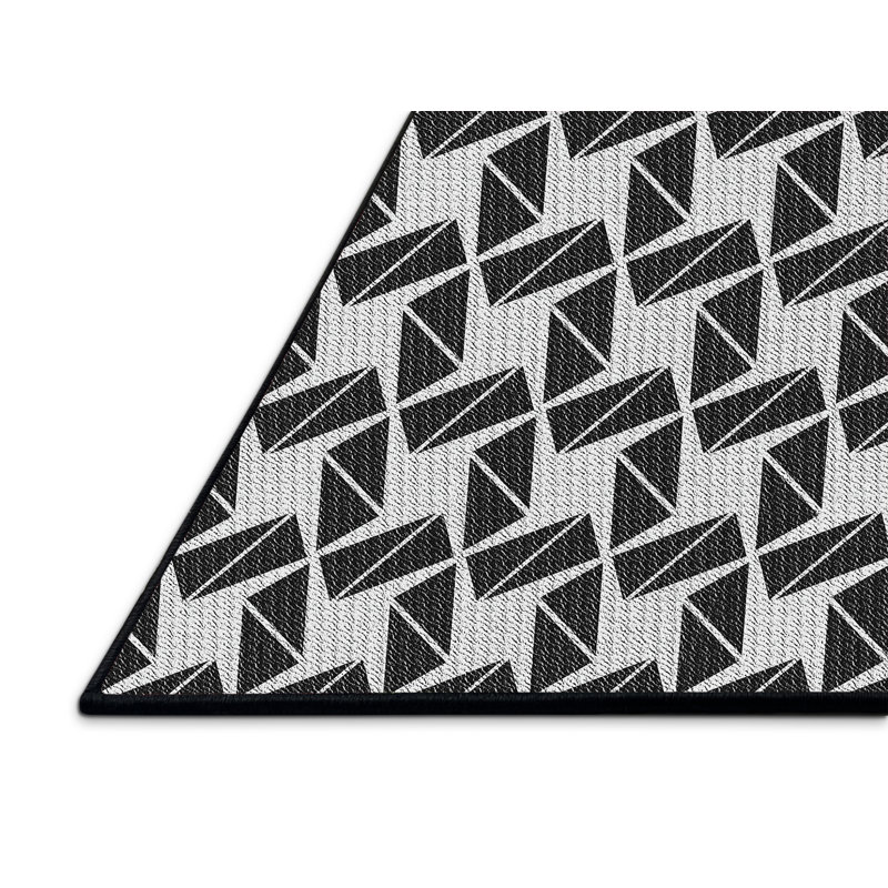 Schaffner Geometric Indoor Rug, Rectangle 7' x 10'