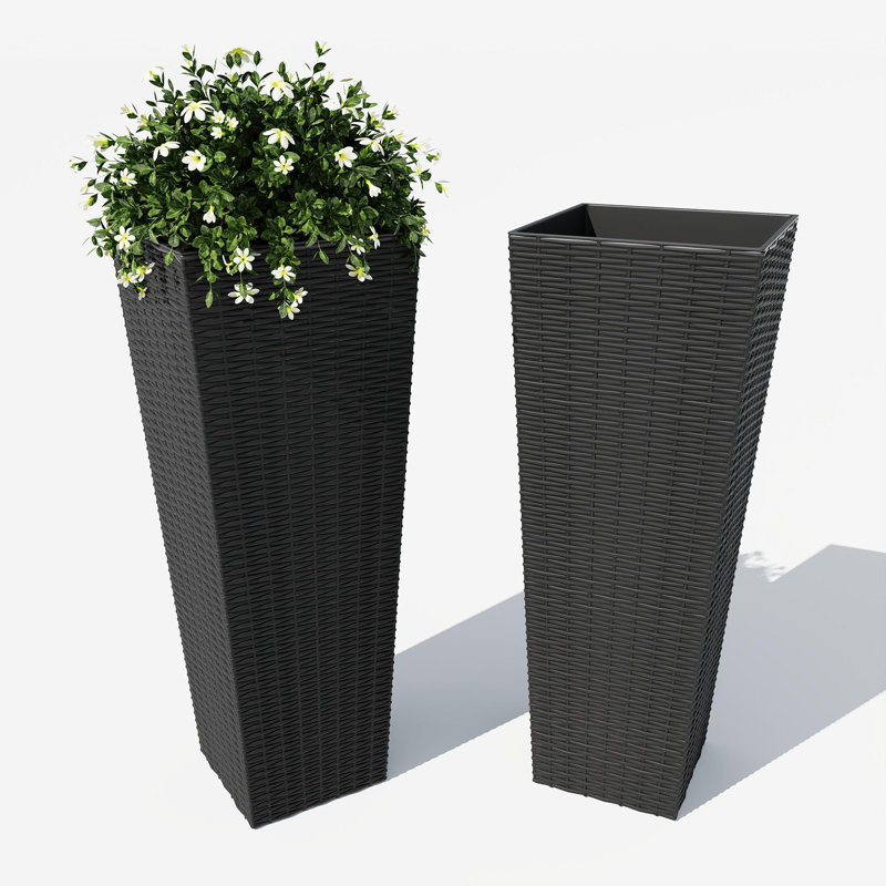 Planter, 81.7cm H x 29.9cm W x 29.9cm D, Black