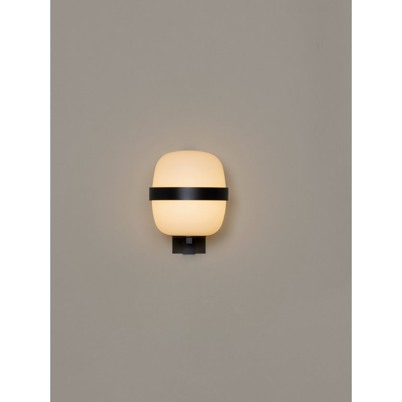 Wally Cestita Wall, Black