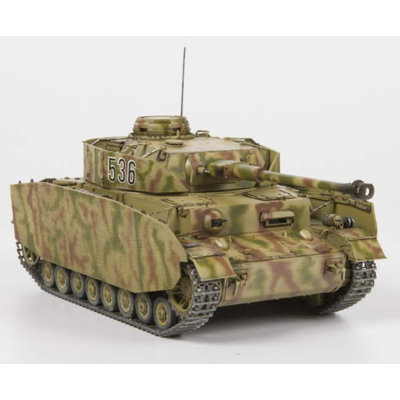 Zvezda - Plastic Model Kit - German Medium Tank Panzer IV Ausf.H - Scale 1/35 Lenght 7.9" / 20 cm 545 Parts #3620