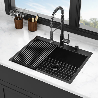 Évier en acier inoxydable noir industriel 28 x 22 - calibre 16 pour un débit d'eau efficace, résistant à un drainage rapide
