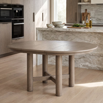 Table de salle à manger extensible ovale de 47 à 63 po avec rallonge amovible de 16 po, pieds en bois massif épais et base en croix - 4 à 6 places pour la salle à manger, la cuisine et les petits espaces