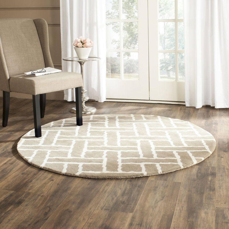 Teresita Hand Tufted Wool Geometric Rug, Round 5'
