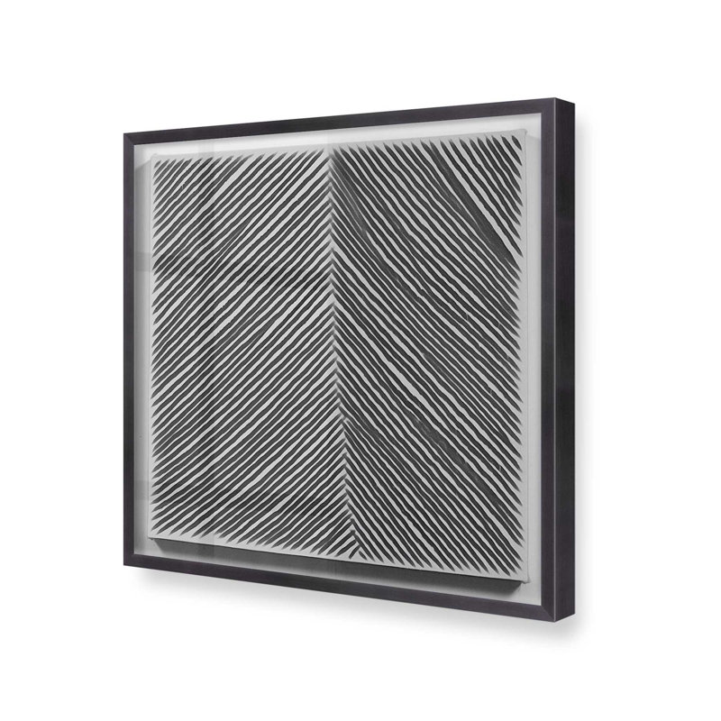 Illusion linéaire IV, Cadre simple en zinc patiné, H 13,75 po x l 13,75 po