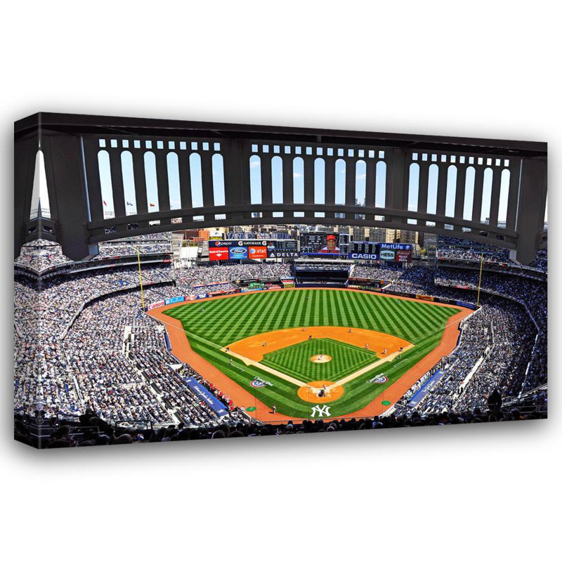 Yankee Stadium, H 16 po x l 24 po