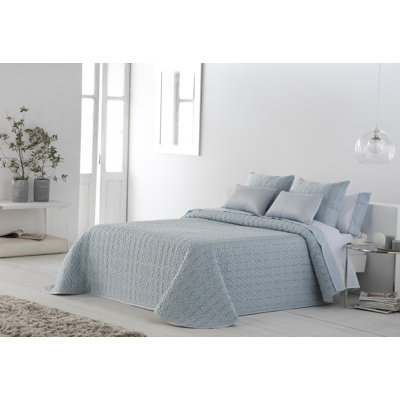 Daiyah Bedspread
