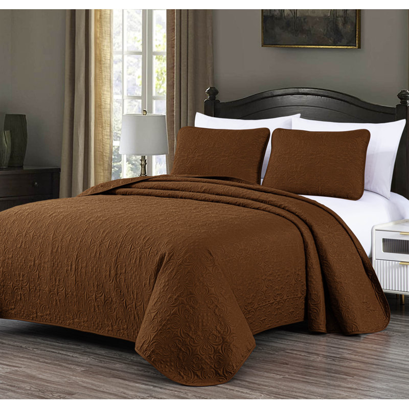 Luca 3-Piece Lightweight Microfiber Oversized Bedspread Set, King Coverlet/Bedspread + 2 King Shams, Umber