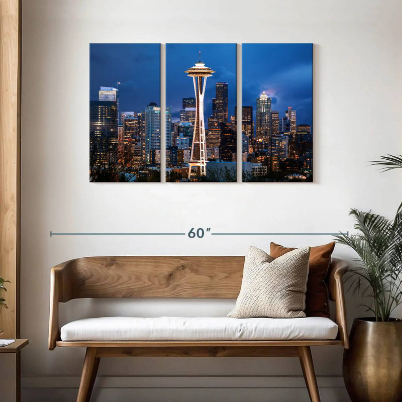 Nicci Space Needle Seattle, 28" H x 45" W