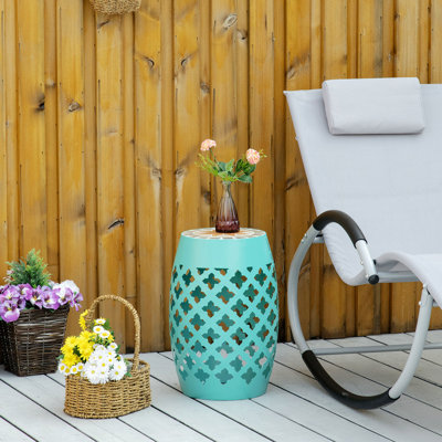 Table de bout en acier Tennies