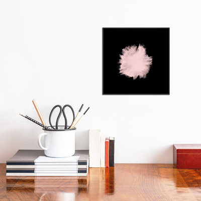 «Pale Pink on Black», impression sur toile
