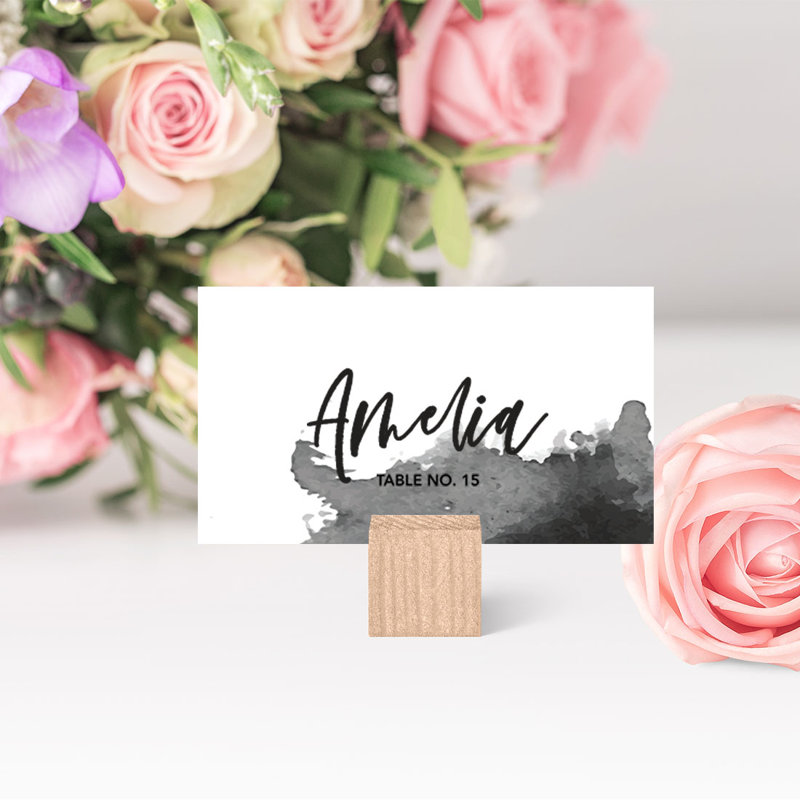 Cartes de place ombrées grises pour aquarelle pour tables de fête de mariage