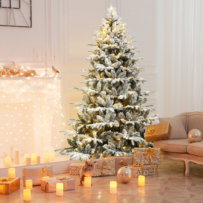Arbre de Noël enneigé 4,5 pi., H 7 pi