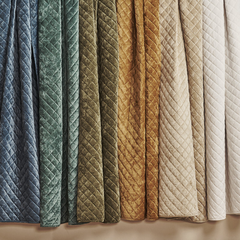Luxury Diamond Crushed Velvet Quilt Set, Stormy Blue, King Quilt + 2 King Shams