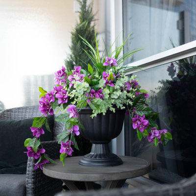 Plante de gazon artificiel pampase 16" dans un pot de fleurs