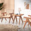 Table d'appoint en bois avec pieds en bois pour une étable moderne avec une forme rectangulaire