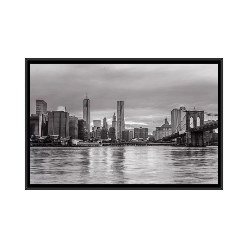 «New York XIII», impression sur toile, H 18 po x l 26 po x P 1,5 po, Toile avec cadre noir, Pas de tapis