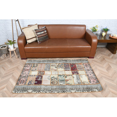 Tapis rétro vintage en patchwork turc de style Oushak beige avec de la laine nouée à la main pour un accent boho chic