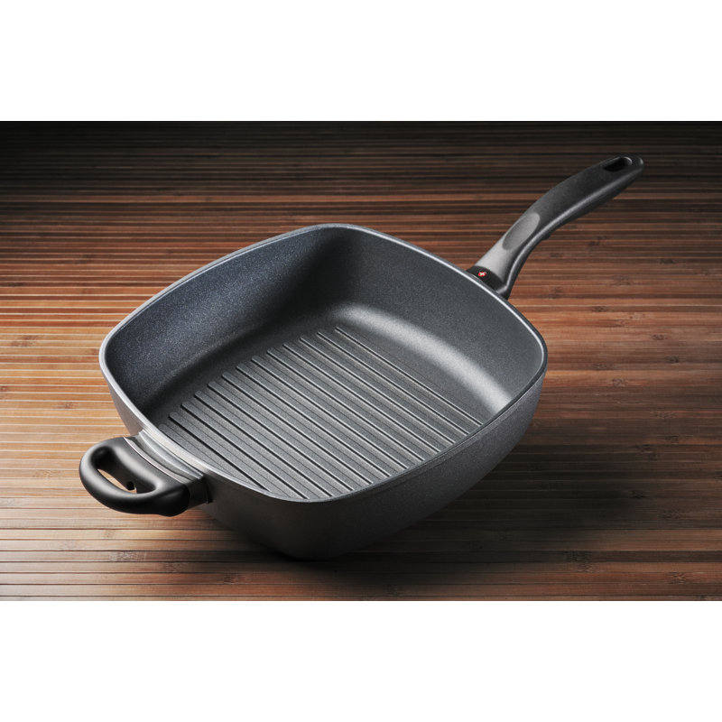 High-Sided 11" Square Grill Pan