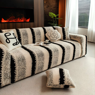 Winter Plush Sofa Slipcover - Thick Velvet Furniture Protector, Pet-Friendly Design,Fits 3-Seater Couch