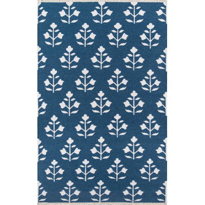 Thompson Flatweave Wool Floral Area Rug
