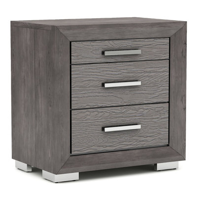 Yanil Davydov 3-Drawer Nightstand