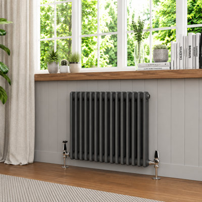 Uxbridge Horizontal Traditional Colosseum Radiator