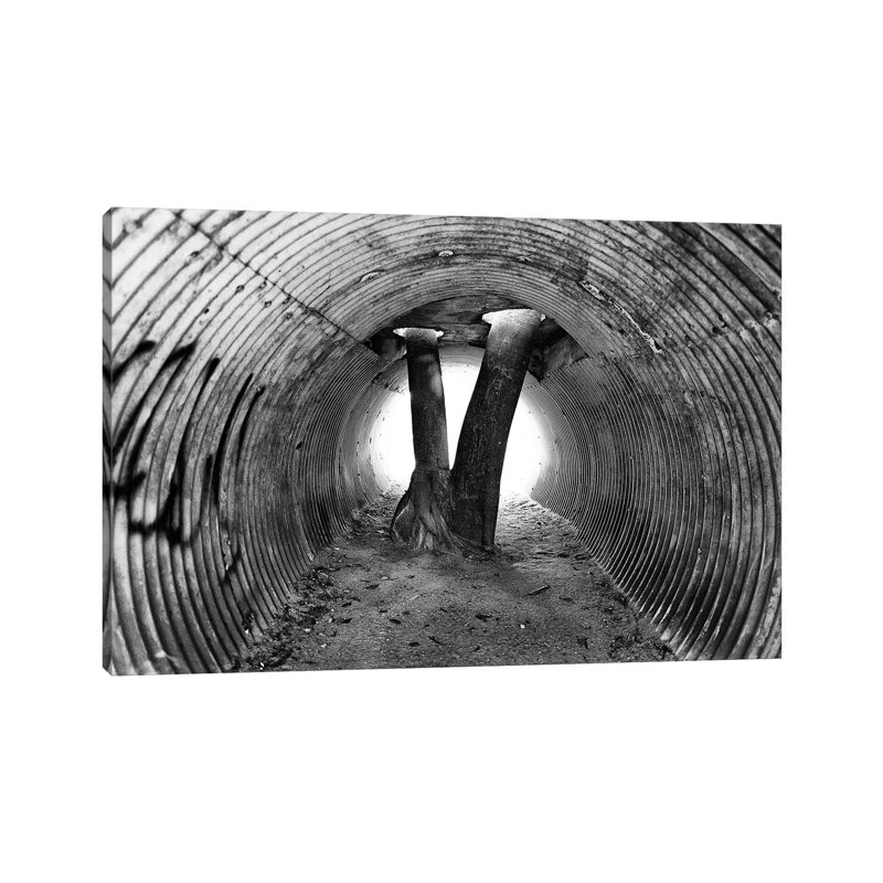 Street Photography by Glauco Meneghelli - Wrapped Canvas Print, 20.32 cm H x 30.48 cm W