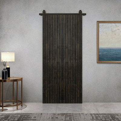 Porte de grange pliante en bois de pin teinté Japanese Series avec quincaillerie coulissante