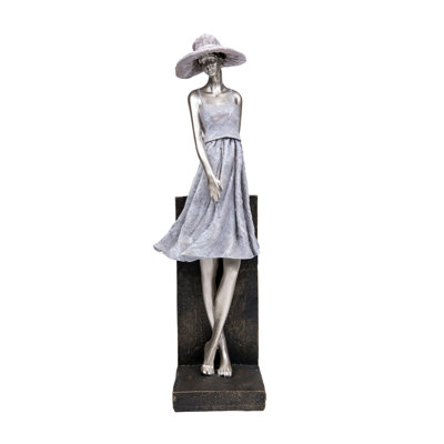 Summer Of Love People Figurines & Sculptures