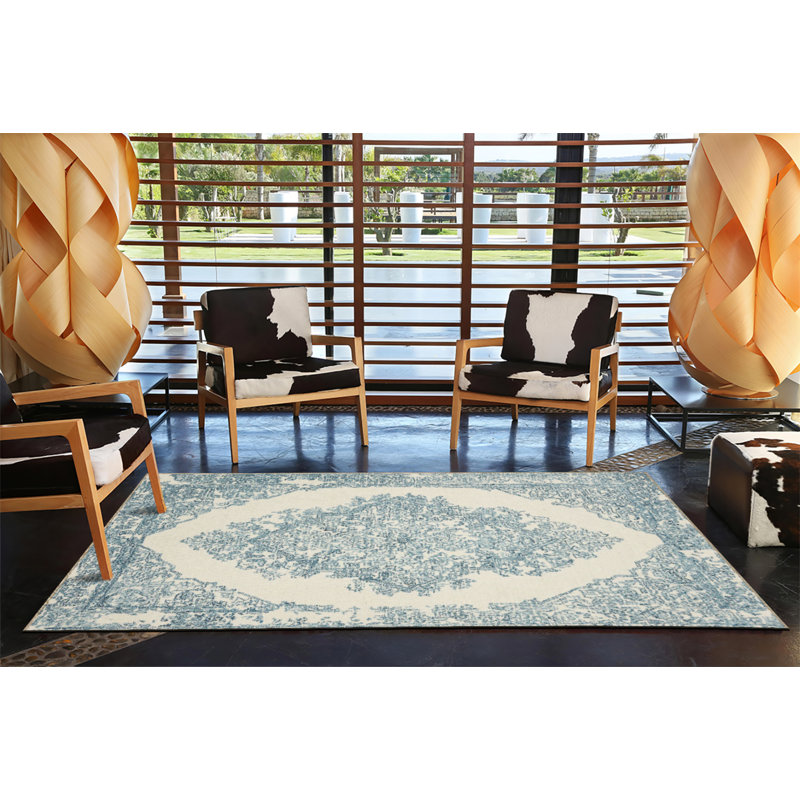 Tapis décoratif bleu oriental beige, Rectangle 4 pi 4 po x 6 pi 3 po