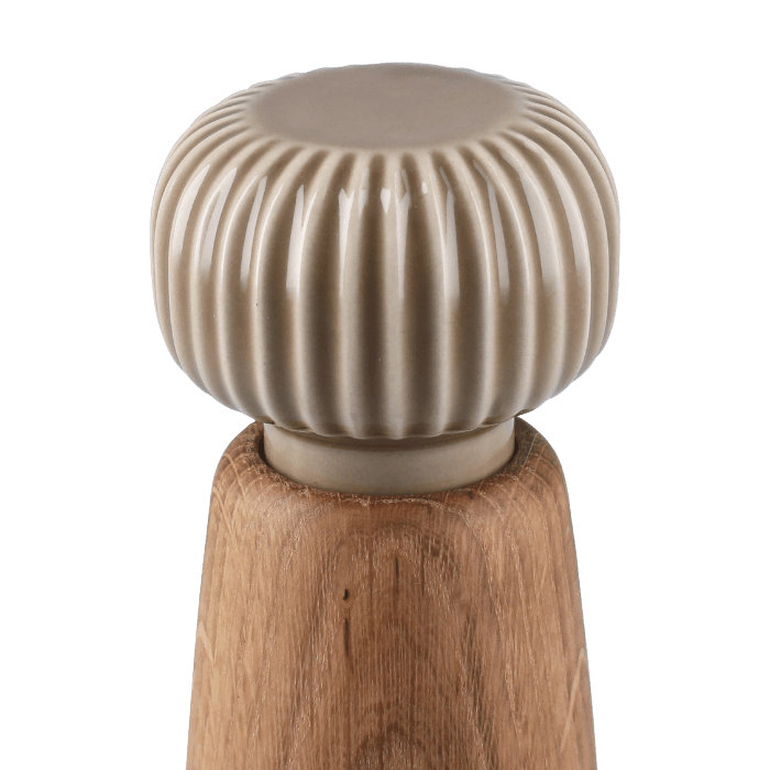Kähler Hammershoi Grinder, Brown, H: 5.5", 5.5" H x 2.6" W