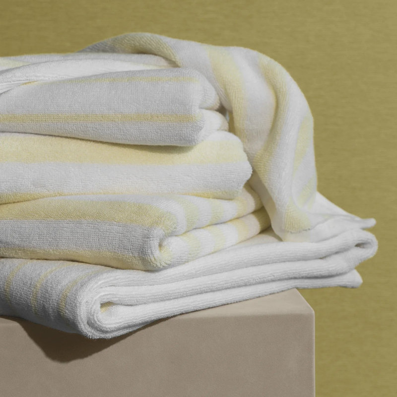 100% Cotton Bath Towel, White/Transparent Yellow Narrow Stripe
