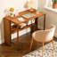 Bureau d'ordinateur en bambou avec tablettes de rangement