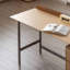 Bureau minimaliste de style italien-129157049