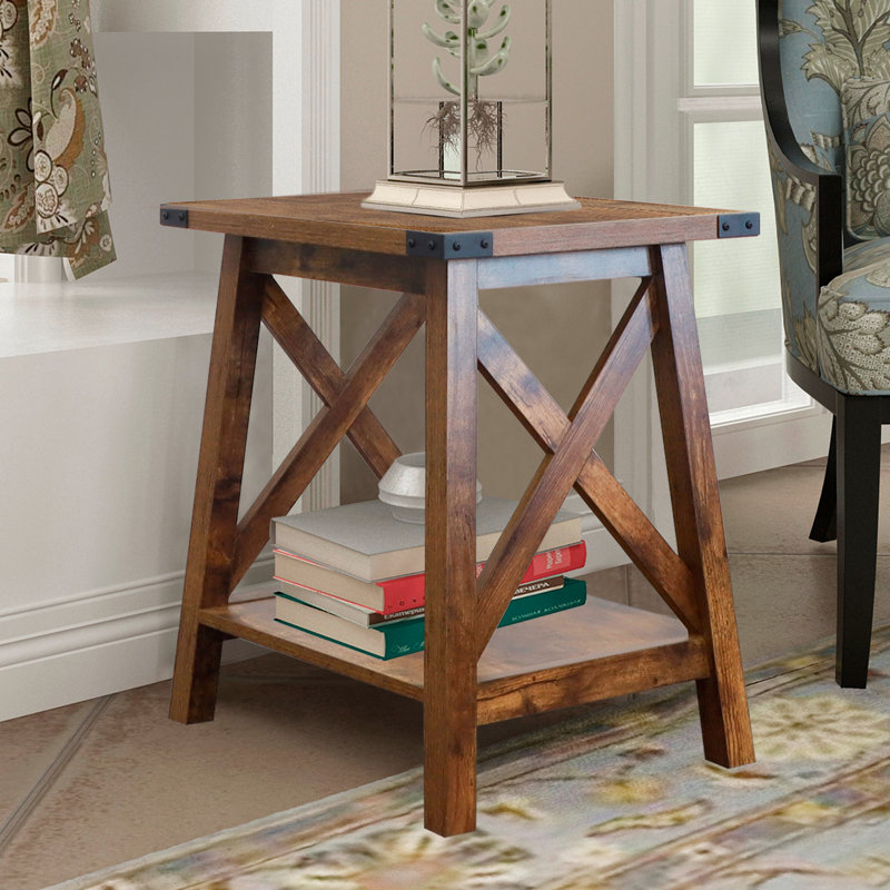 Seandrea End Table, Rustic Brown, Rustic Brown