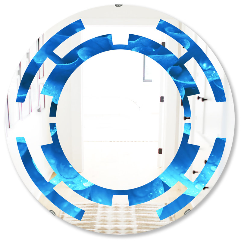 Miroir mural Traditional, H 31,5 po x l 31,5 po, Grand espace avec fleurs et pétales