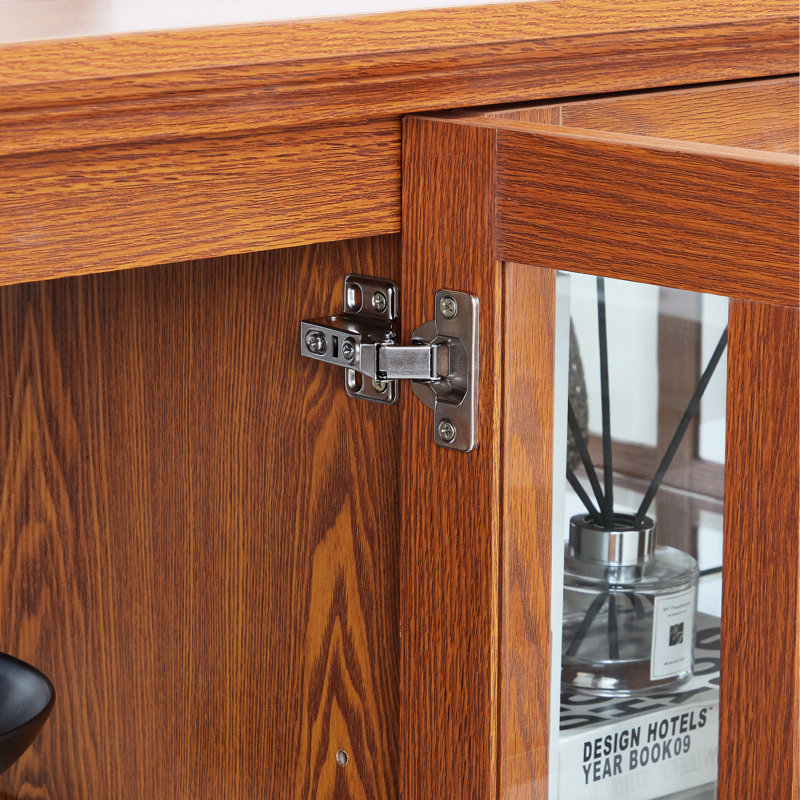 Vitrine avec tablettes réglables, poignées en métal et éclairage à DEL télécommandé pour la décoration intérieure, Chêne