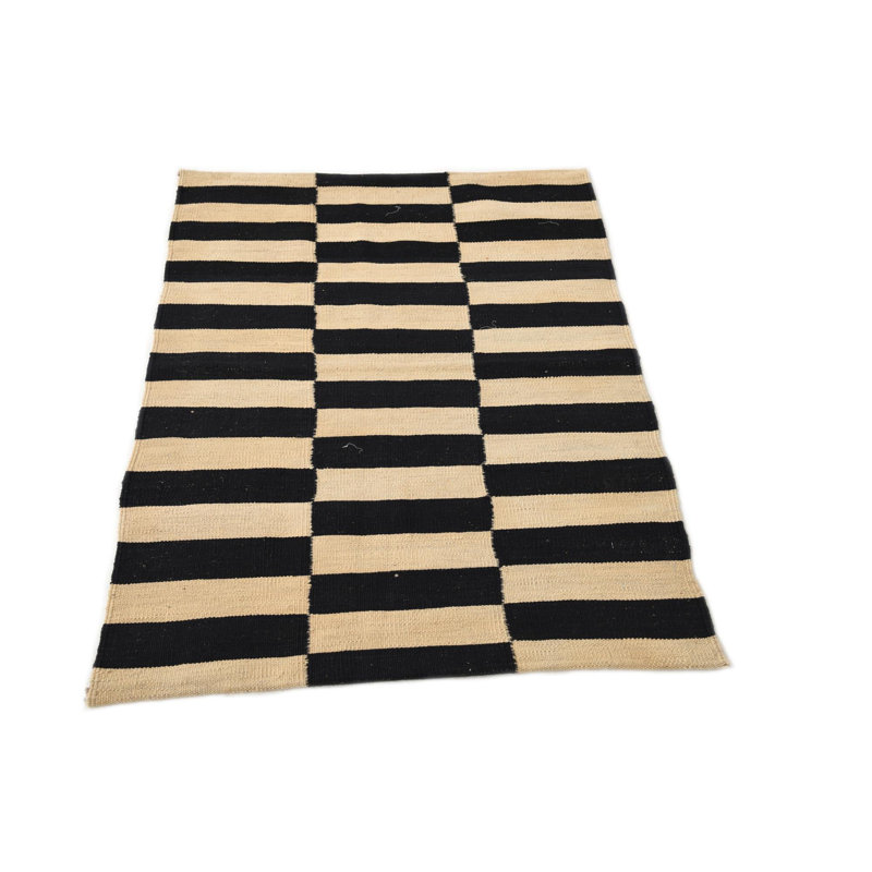 Tapis noir et blanc Mulloy