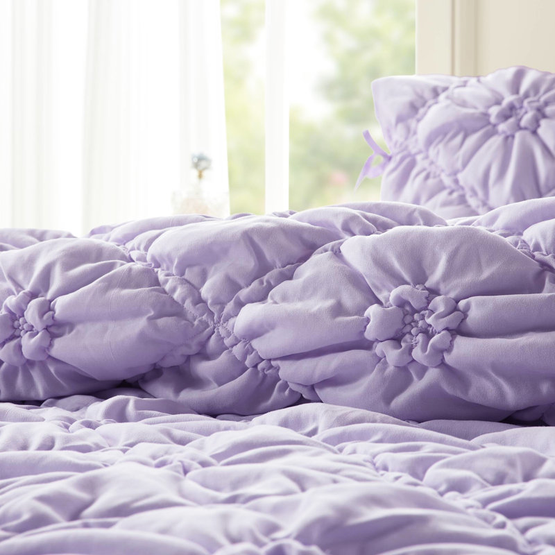 3 pièces d'édredon double / grand en microfibre mauve, floral texturé avec froncement élastique, confortable et léger pour une utilisation toute l'année, lavable à la machine en mauve, cravates de confort toutes saisons, doux